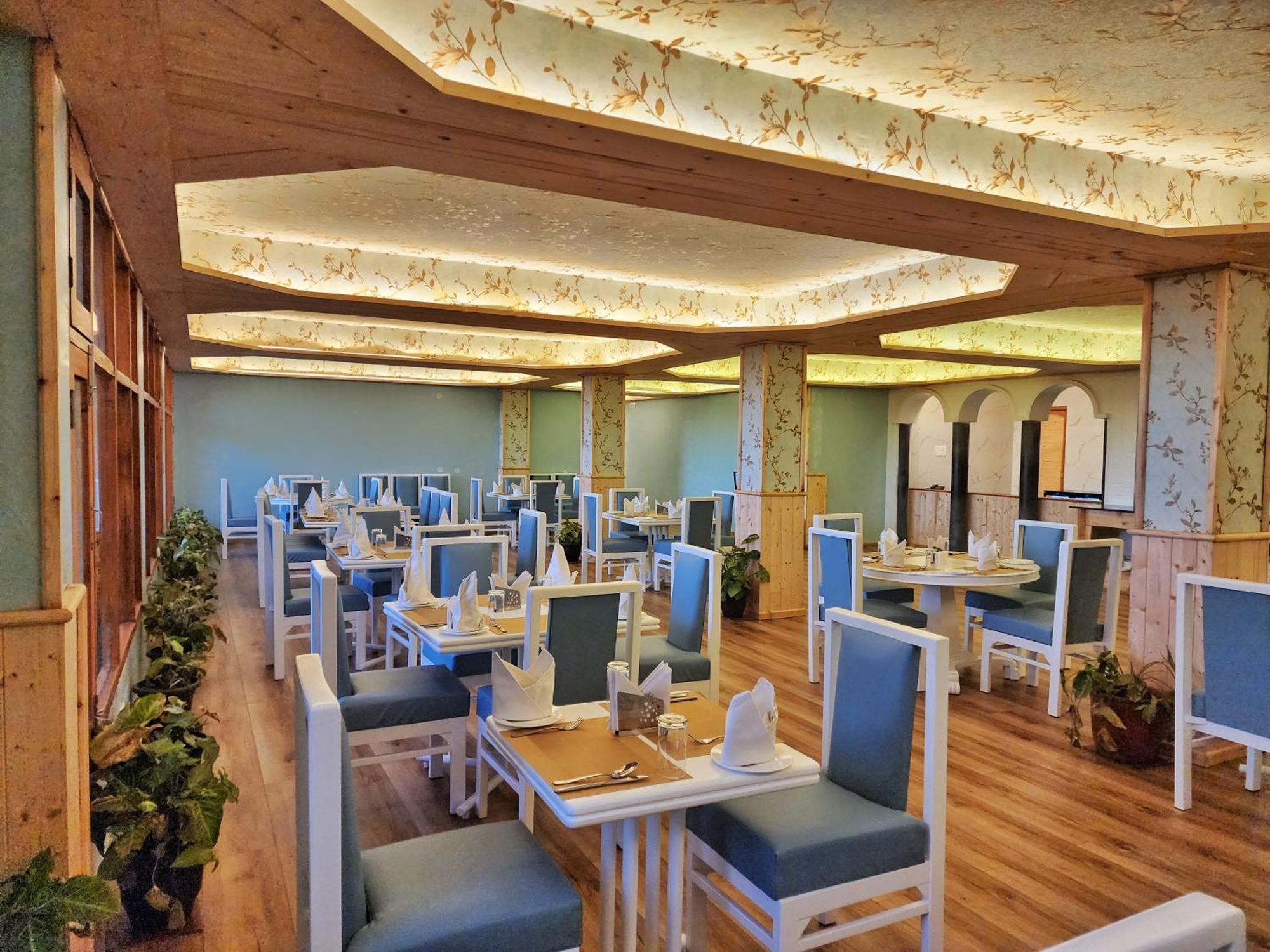 Hotel Pineview Shimla Exterior foto